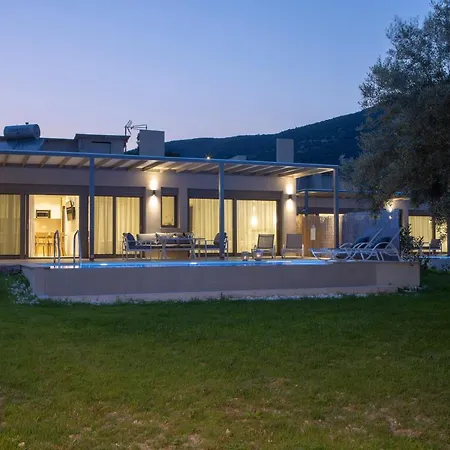 Luxury Averto With Private Pool Villa
