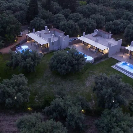 Luxury Averto With Private Pool Villa