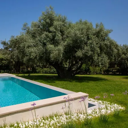 Luxury Averto With Private Pool