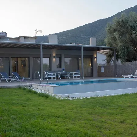 Averto With Private Pool Nydri (Lefkada)