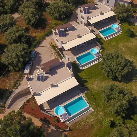 Villa Averto With Private Pool Nidhrion