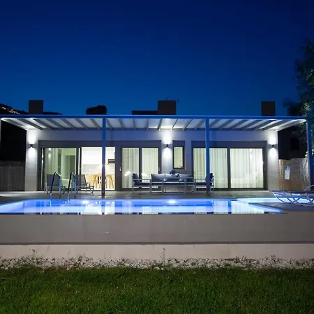 Averto With Private Pool Villa Nidhrion